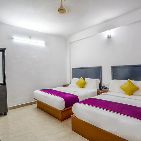 Fabhotel Abrigo Residency Anaviratty ภายนอก รูปภาพ