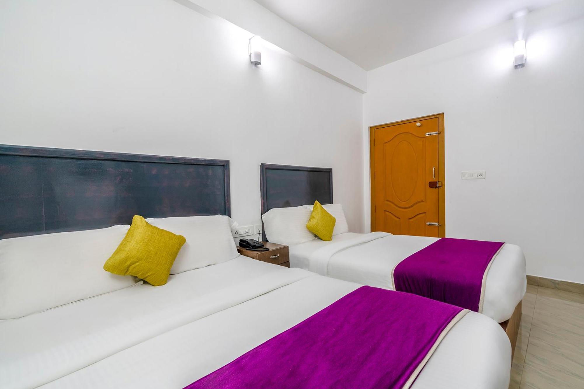 Fabhotel Abrigo Residency Anaviratty ภายนอก รูปภาพ