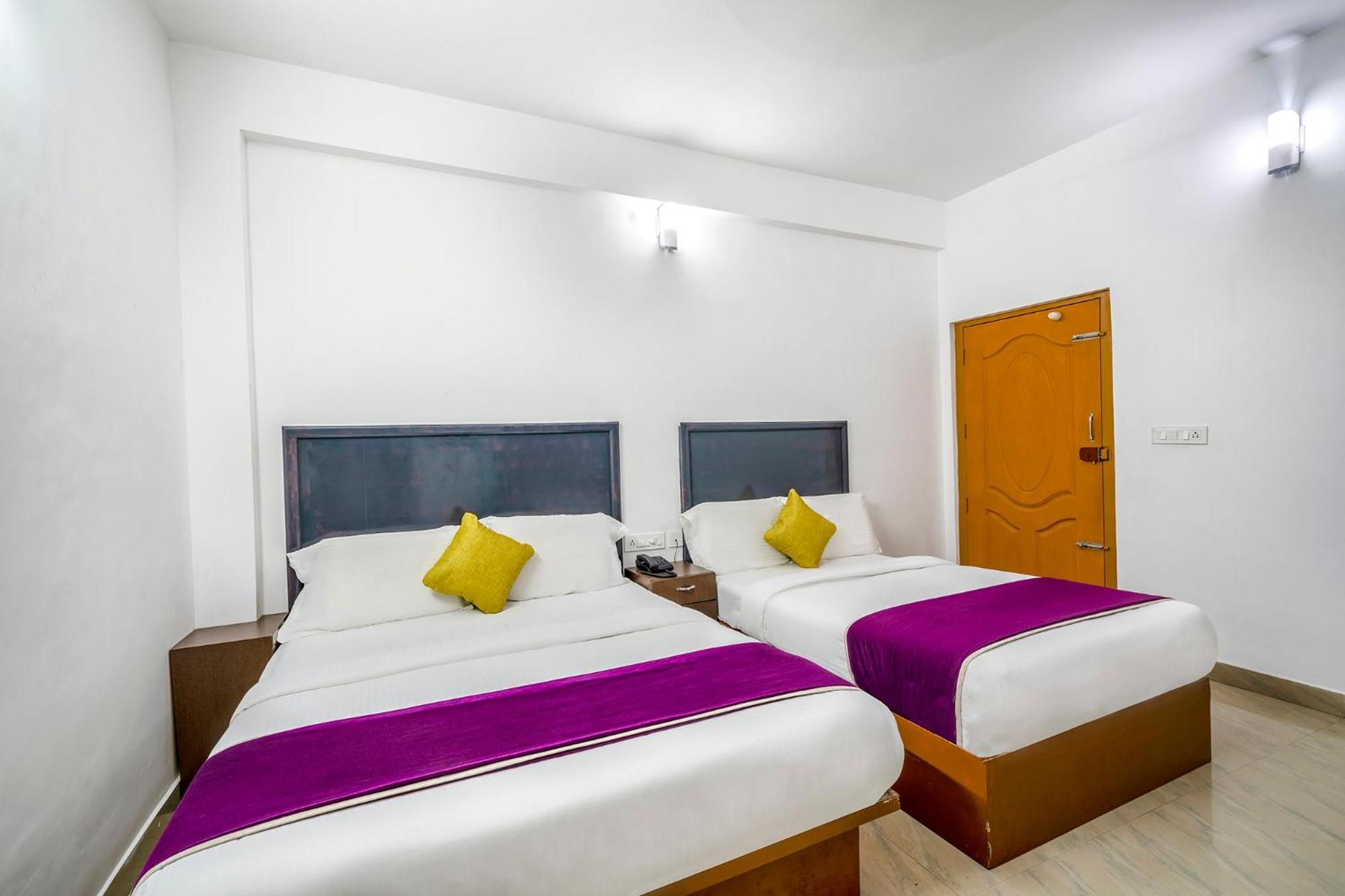 Fabhotel Abrigo Residency Anaviratty ภายนอก รูปภาพ
