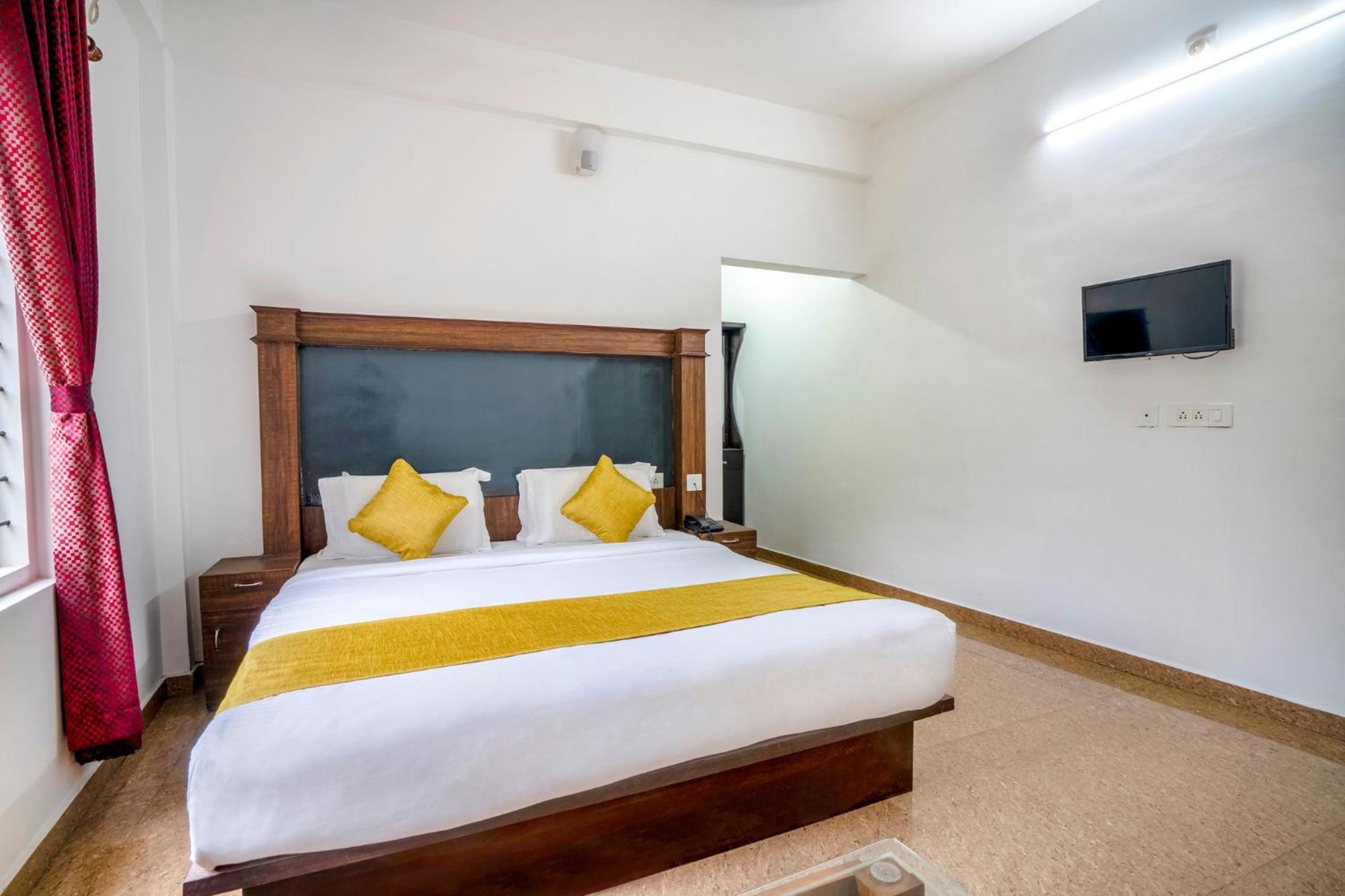 Fabhotel Abrigo Residency Anaviratty ภายนอก รูปภาพ